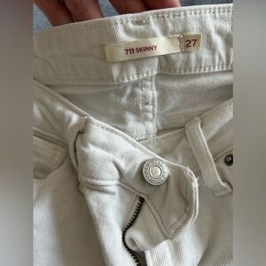 711 skinny Levi jeans